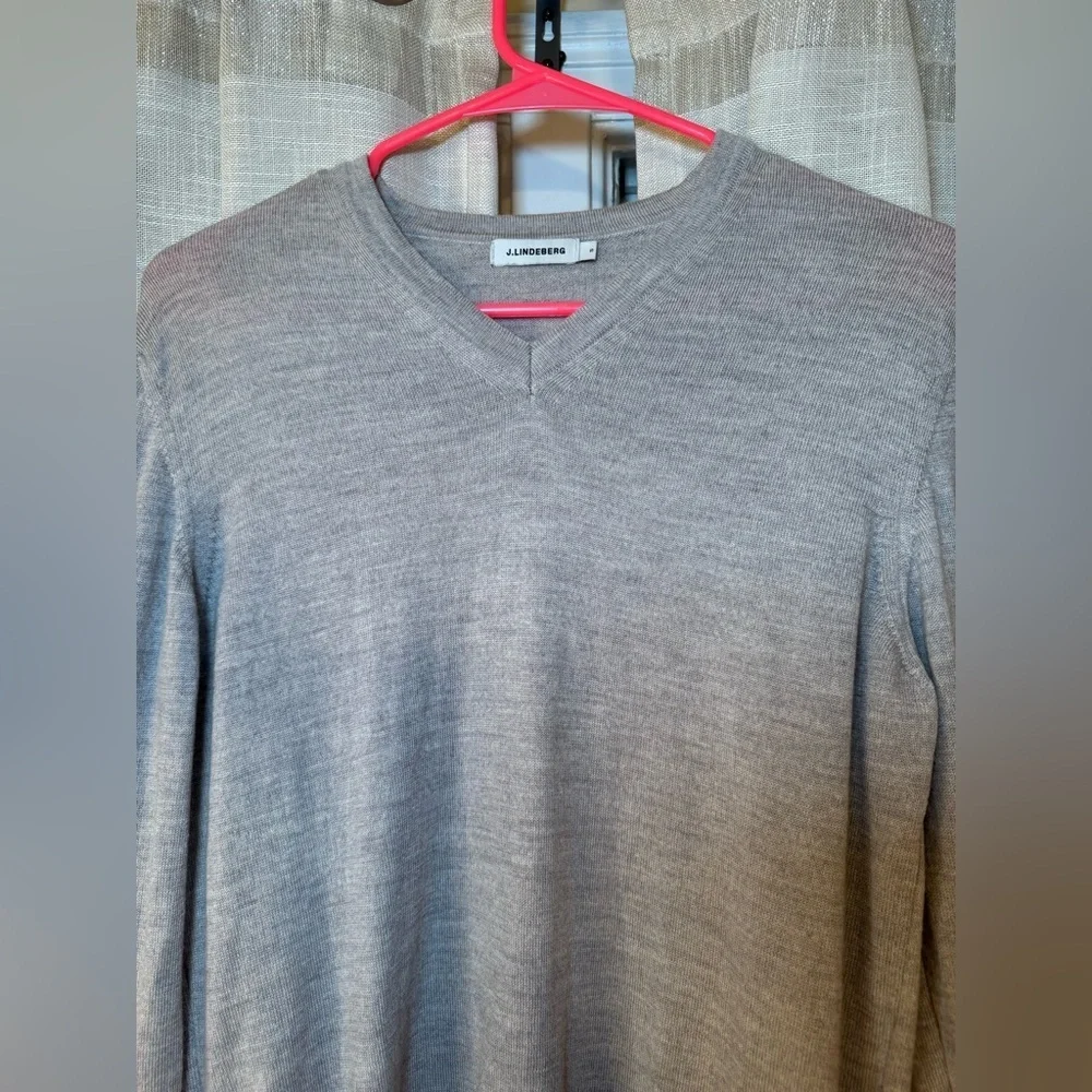 J.Lindeberg Light Gray 100% Merino Wool V-Neck Sweater